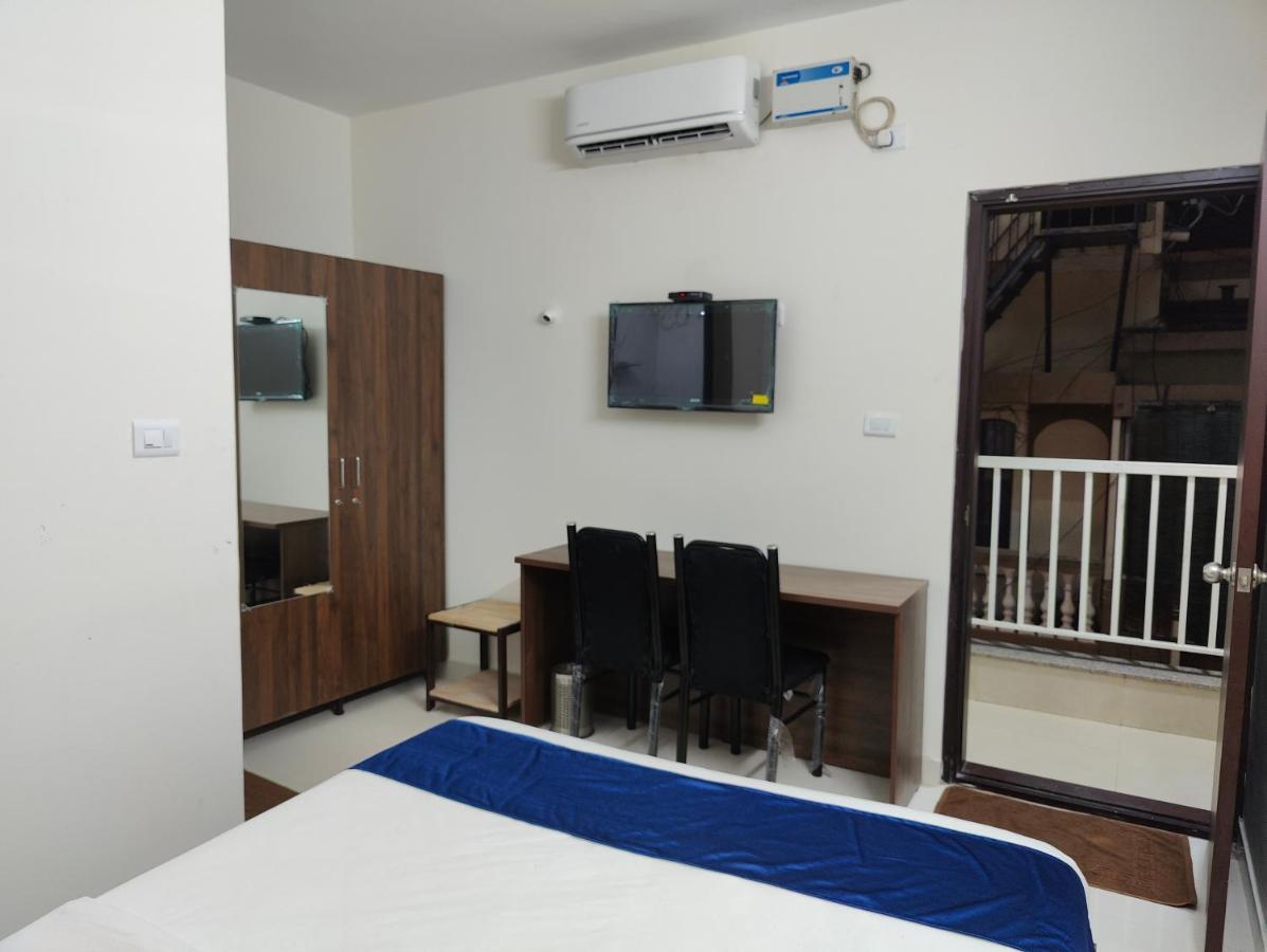 Minimal Poshtel Hostel ไมซอร์ ภายนอก รูปภาพ